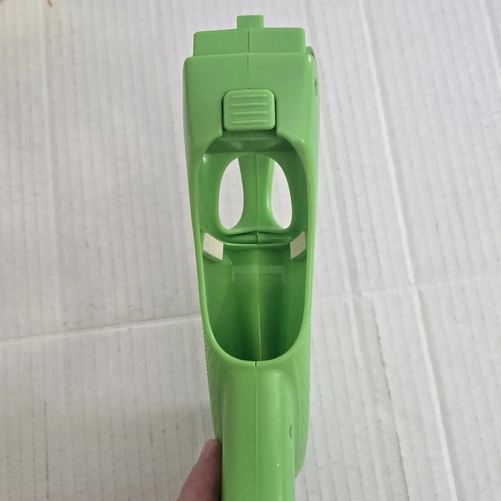 Nintendo Wii Cabelas Activision Shotgun Rifle Gun Controller Attachment Green